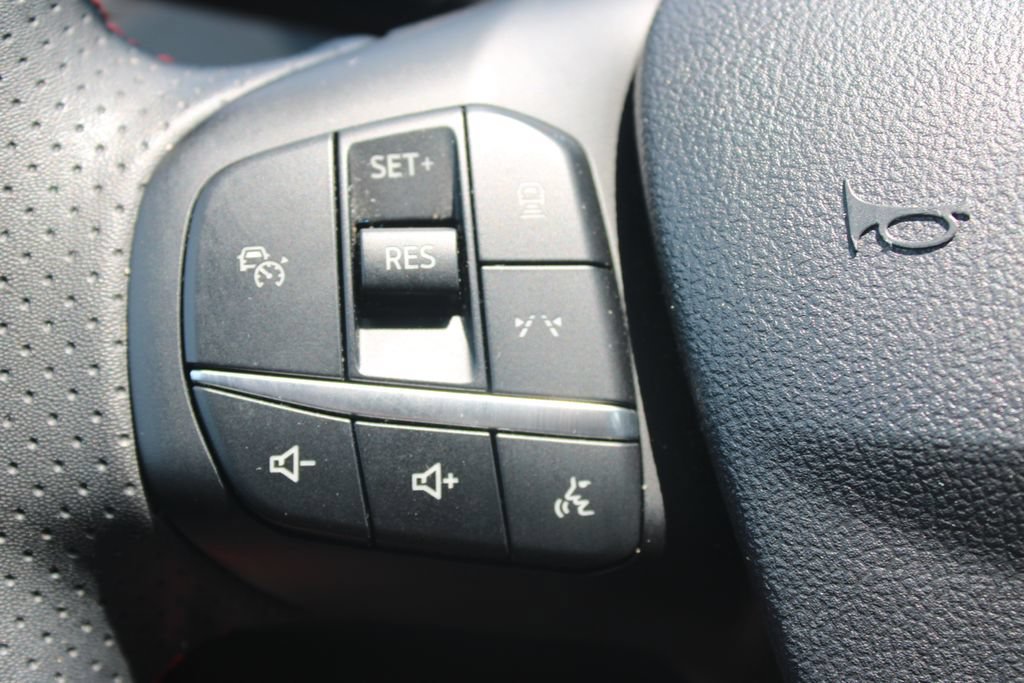Used 2023 Ford Escape ST-Line w/ Tech Pack #1 AWD/4WD image 37