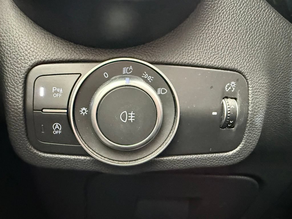 Used 2021 Alfa Romeo Stelvio Ti Sport AWD/4WD image 18