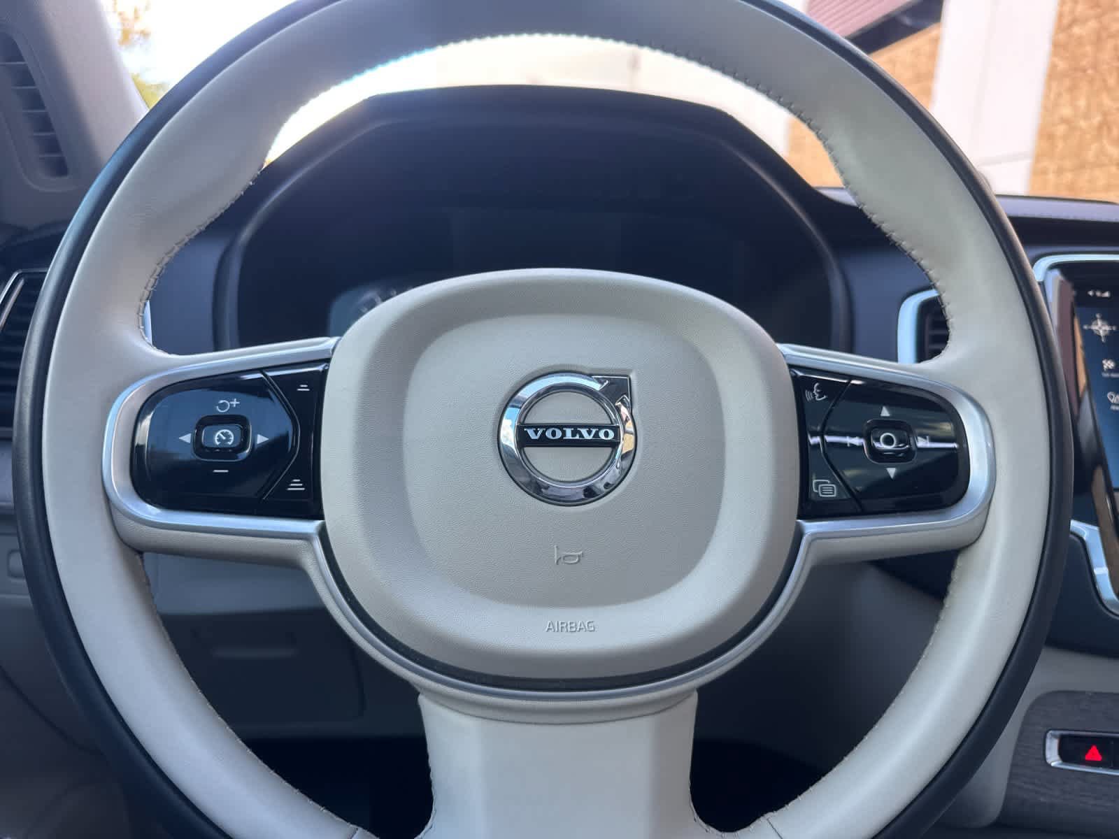 Used 2021 Volvo XC90 T8 Inscription w/ Advanced Package AWD/4WD image 25