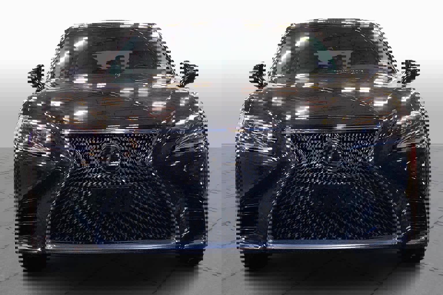 Used 2019 Lexus LS 500 AWD image 3