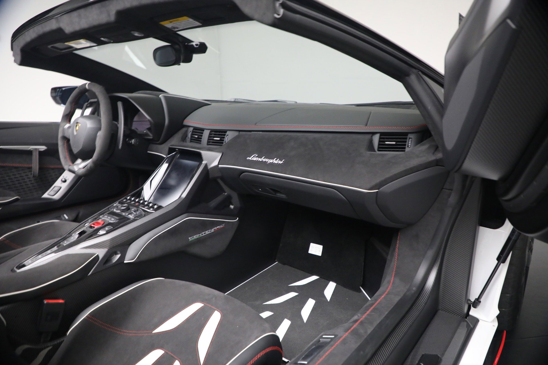 Used 2017 Lamborghini Centenario LP 770-4 AWD/4WD image 16