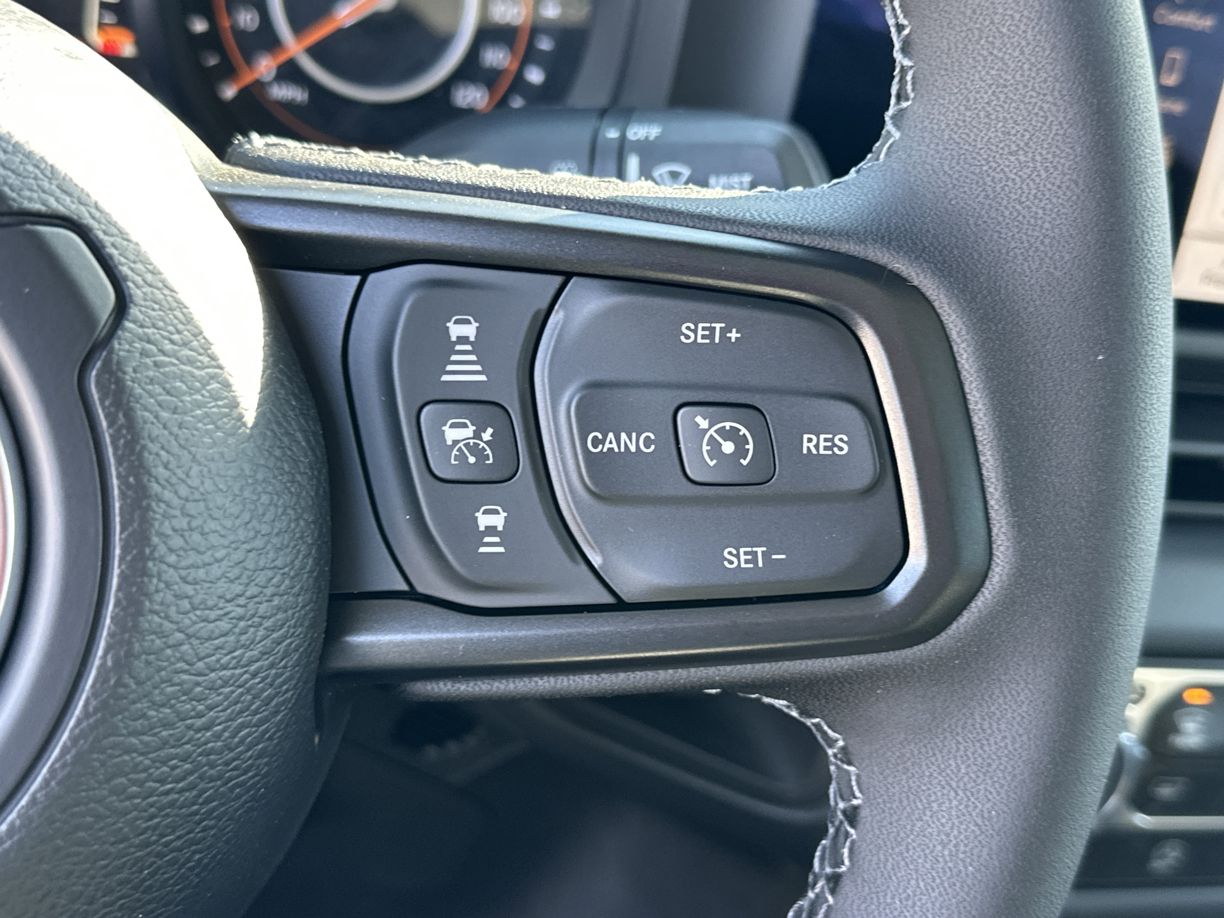 New 2026 Jeep Gladiator Sport image 9