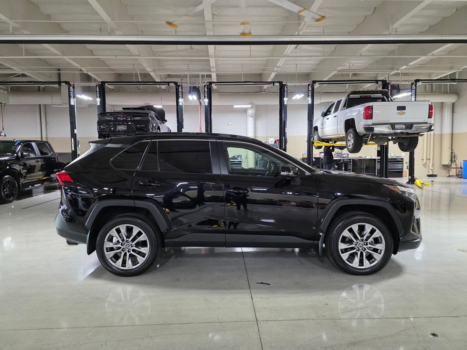 Used 2024 Toyota RAV4 XLE Premium w/ Weather Package image 8