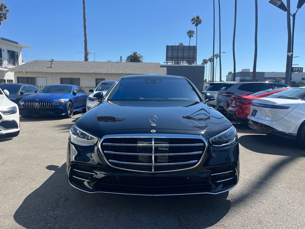 Used 2022 Mercedes-Benz S 500 4MATIC image 2