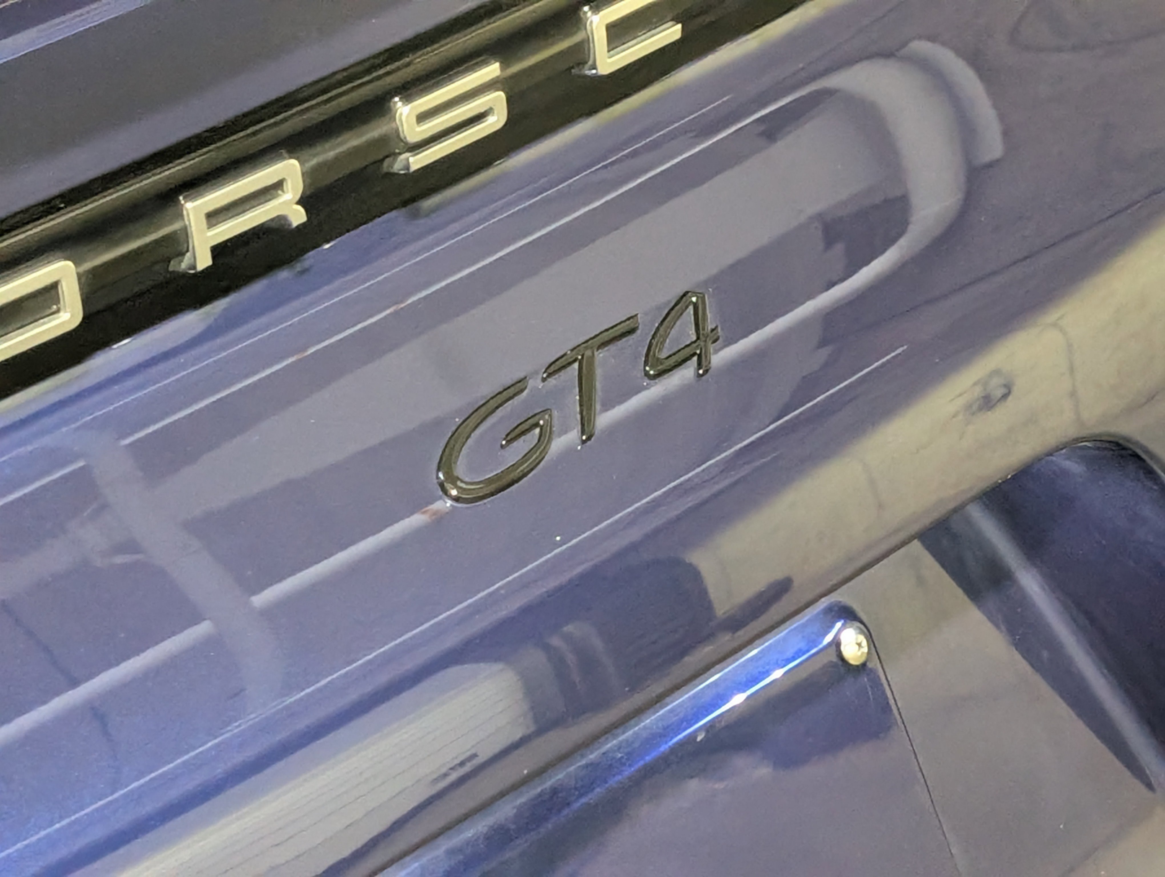 Certified 2021 Porsche 718 Cayman GT4 RWD image 17