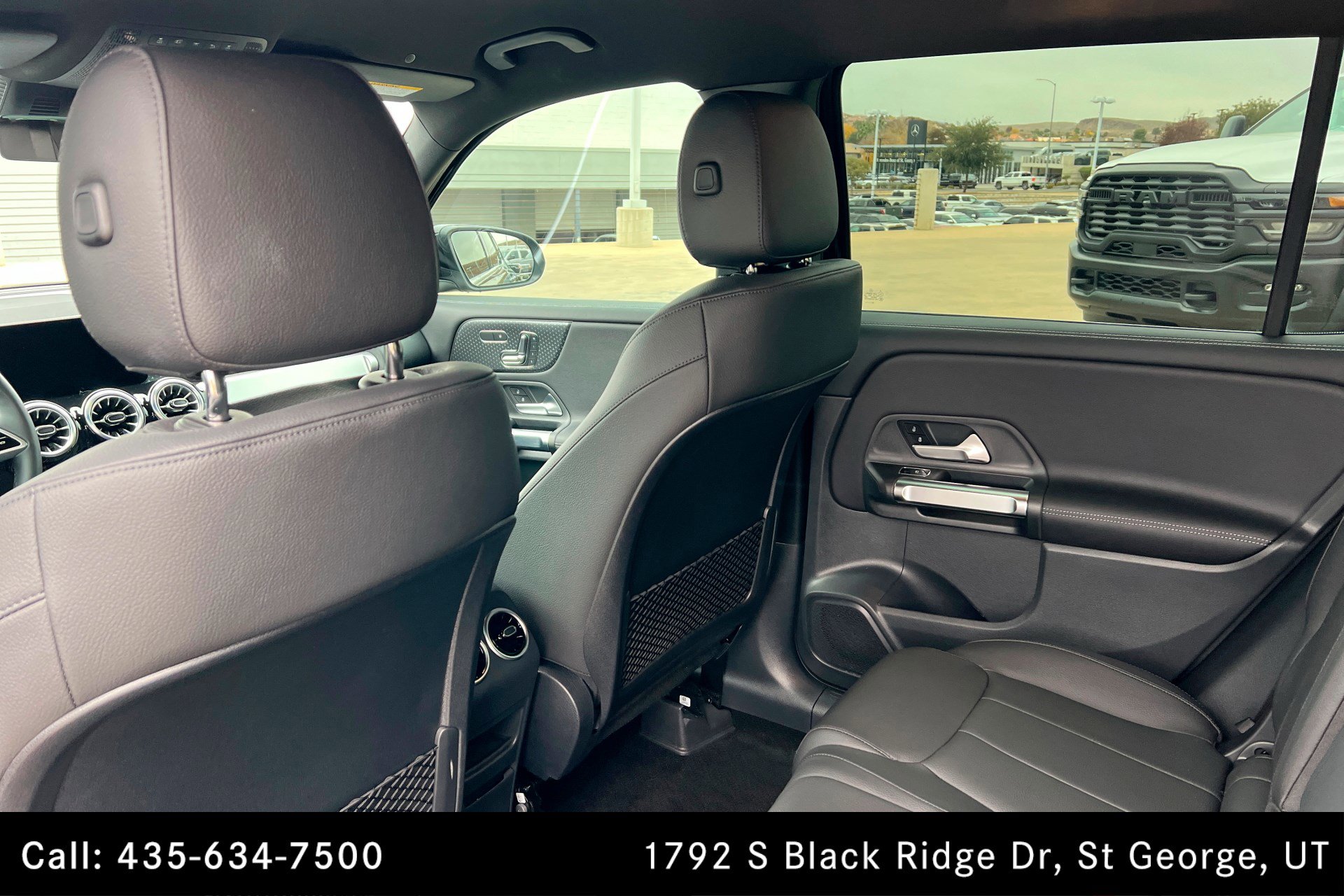 Certified 2025 Mercedes-Benz GLB 250 4MATIC image 19