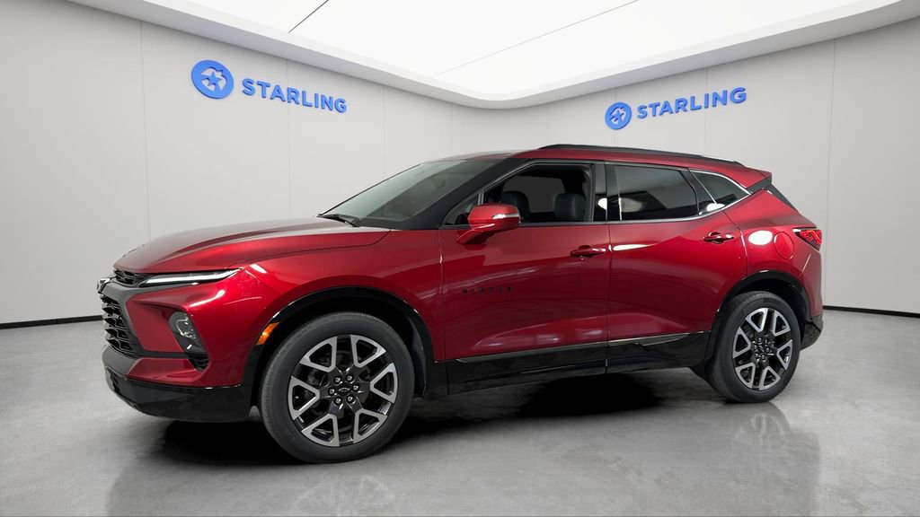 Certified 2023 Chevrolet Blazer RS w/ Driver Confidence II Package FWD image 2