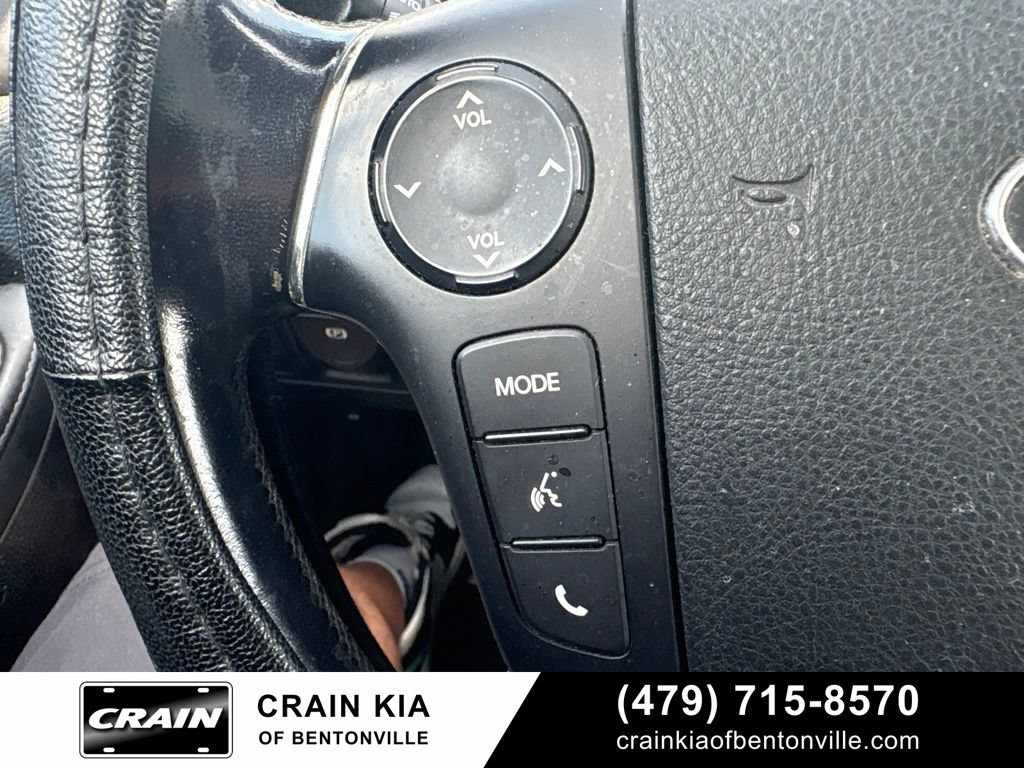 Used 2011 Hyundai Genesis 4.6 RWD image 24