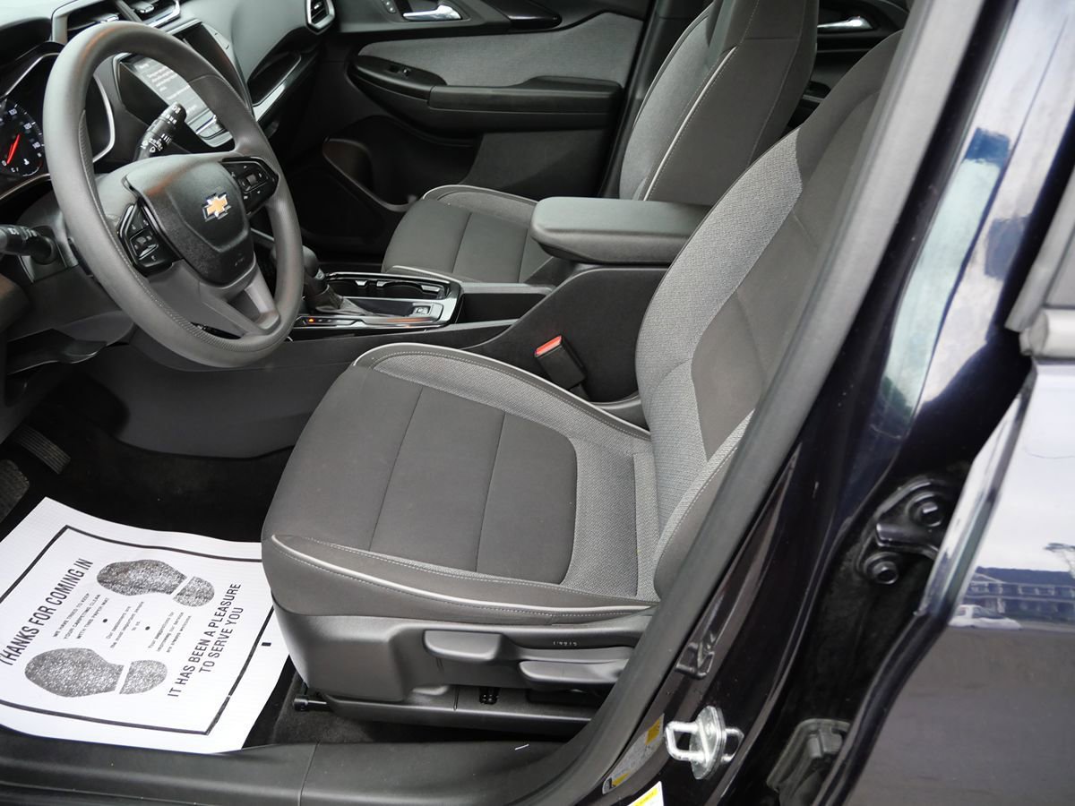 Used 2021 Chevrolet TrailBlazer LS FWD image 9