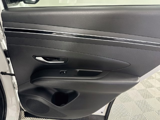 Used 2022 Hyundai Tucson Blue AWD/4WD image 25