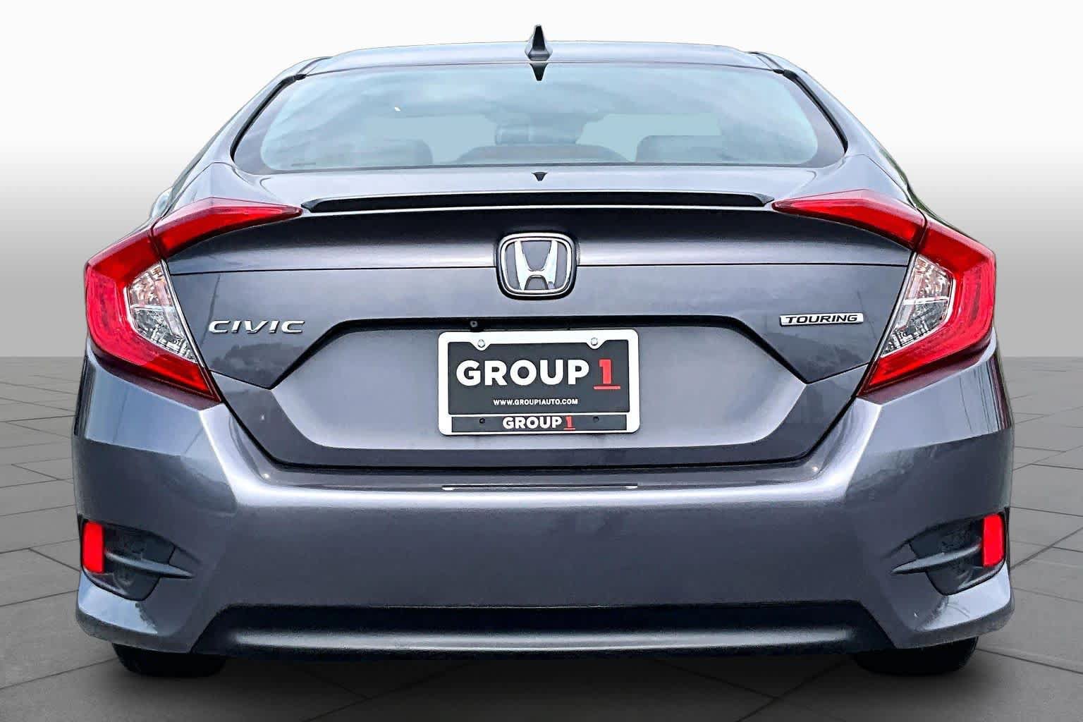 Used 2016 Honda Civic Touring image 5