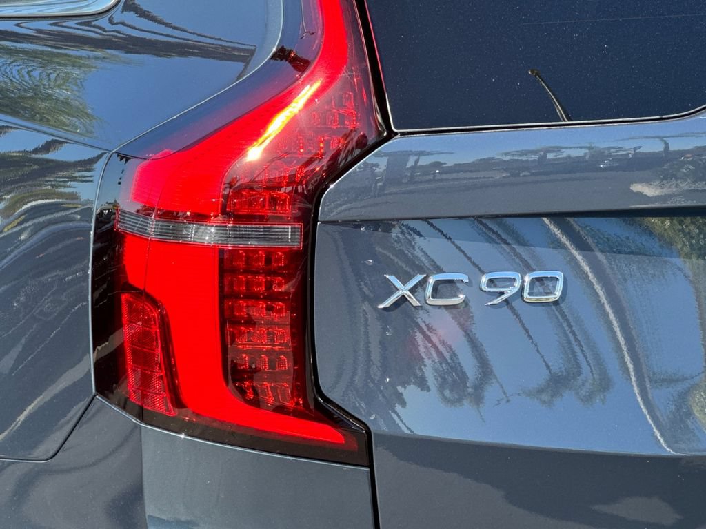 New 2026 Volvo XC90 B6 Plus w/ Protection Package Premier AWD/4WD image 27