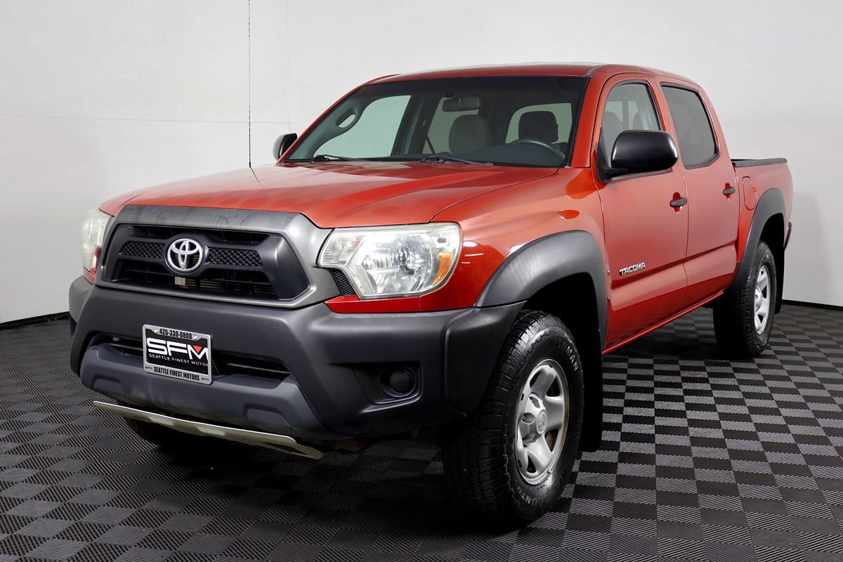 Used 2014 Toyota Tacoma 4x4 Double Cab w/ Convenience Package image 3