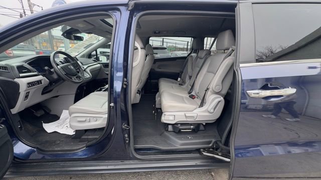 Used 2022 Honda Odyssey EX-L image 17