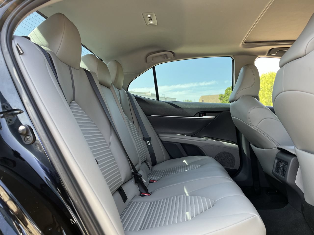 Used 2023 Toyota Camry SE w/ Audio Upgrade Package FWD image 27