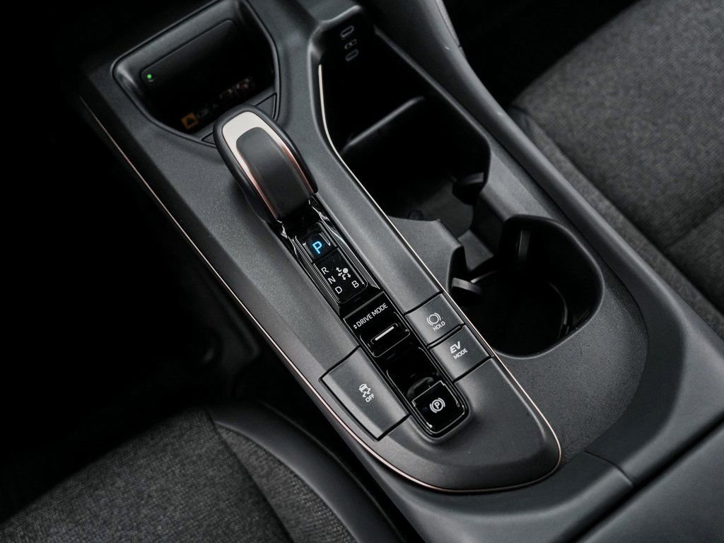 Used 2023 Toyota Crown XLE image 28