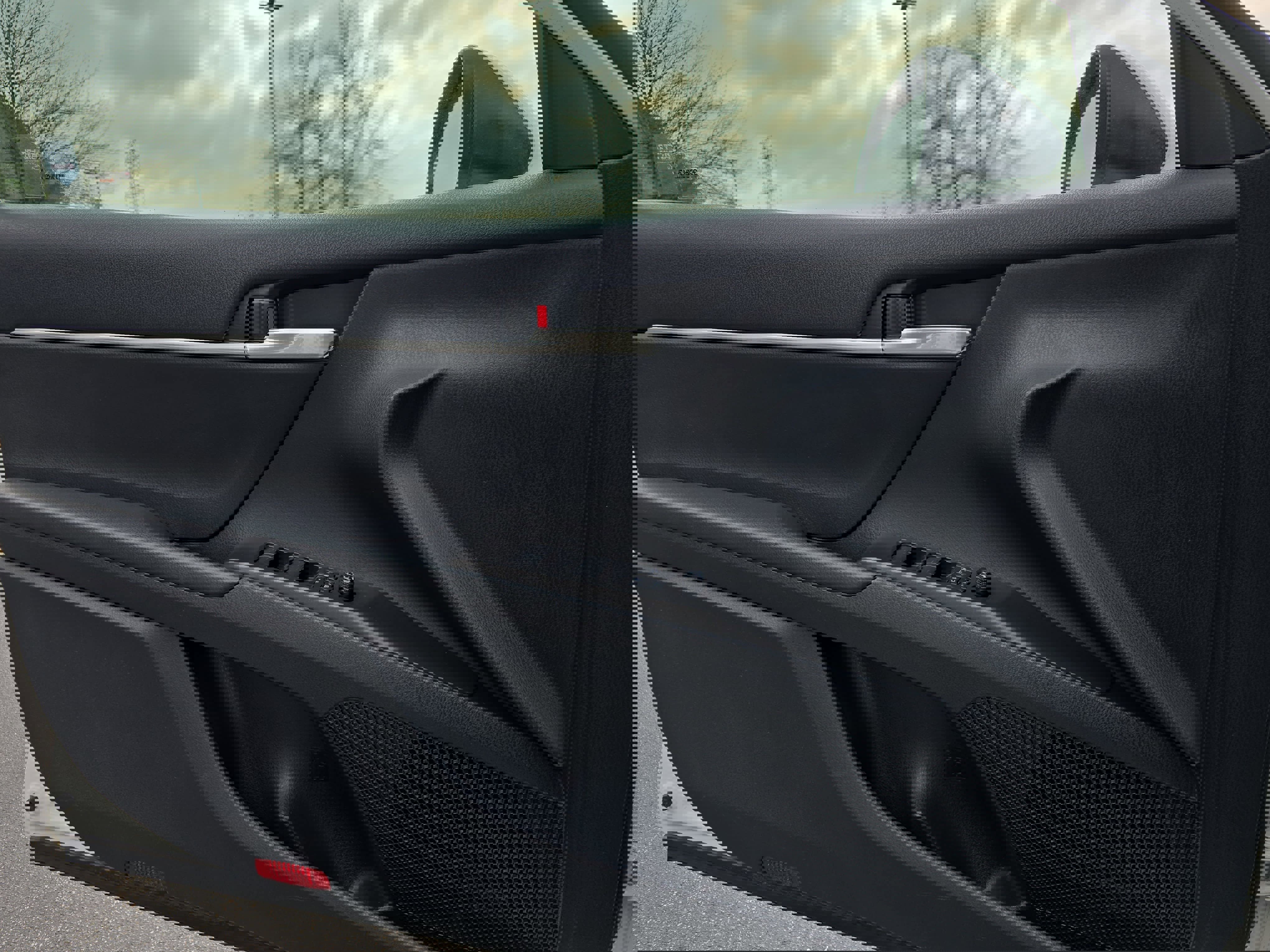 Used 2023 Toyota Camry LE image 29