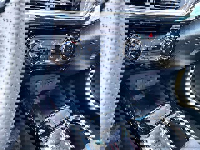 New 2026 Chevrolet Trax RS w/ Sunroof Package image 22