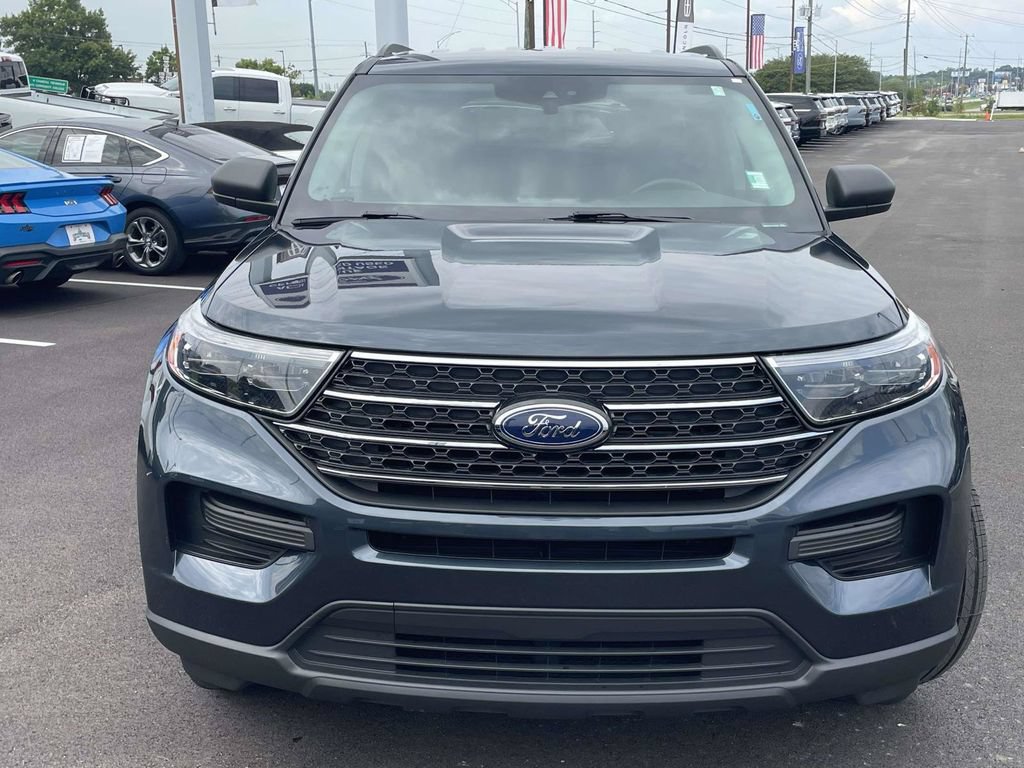 Certified 2022 Ford Explorer XLT RWD image 8