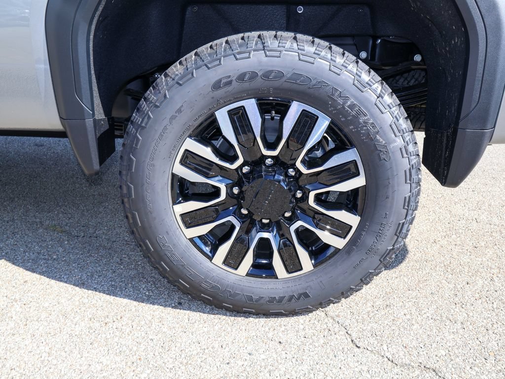 New 2026 GMC Sierra 3500 Denali Ultimate AWD/4WD image 38