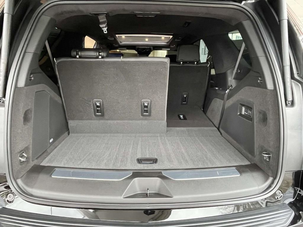 New 2026 Cadillac Escalade V image 9