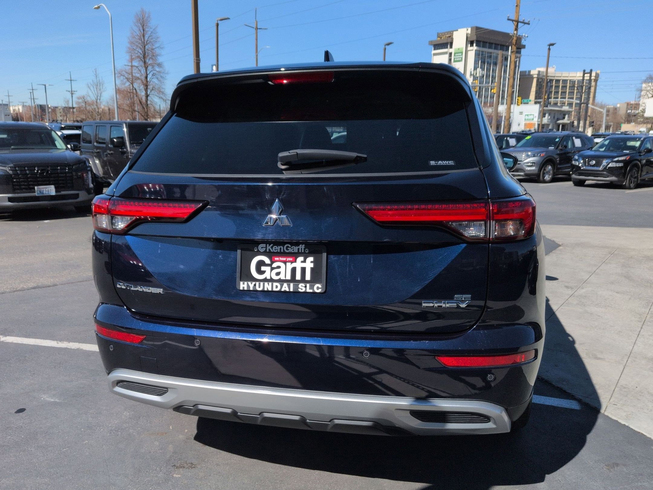 Used 2023 Mitsubishi Outlander SE image 5