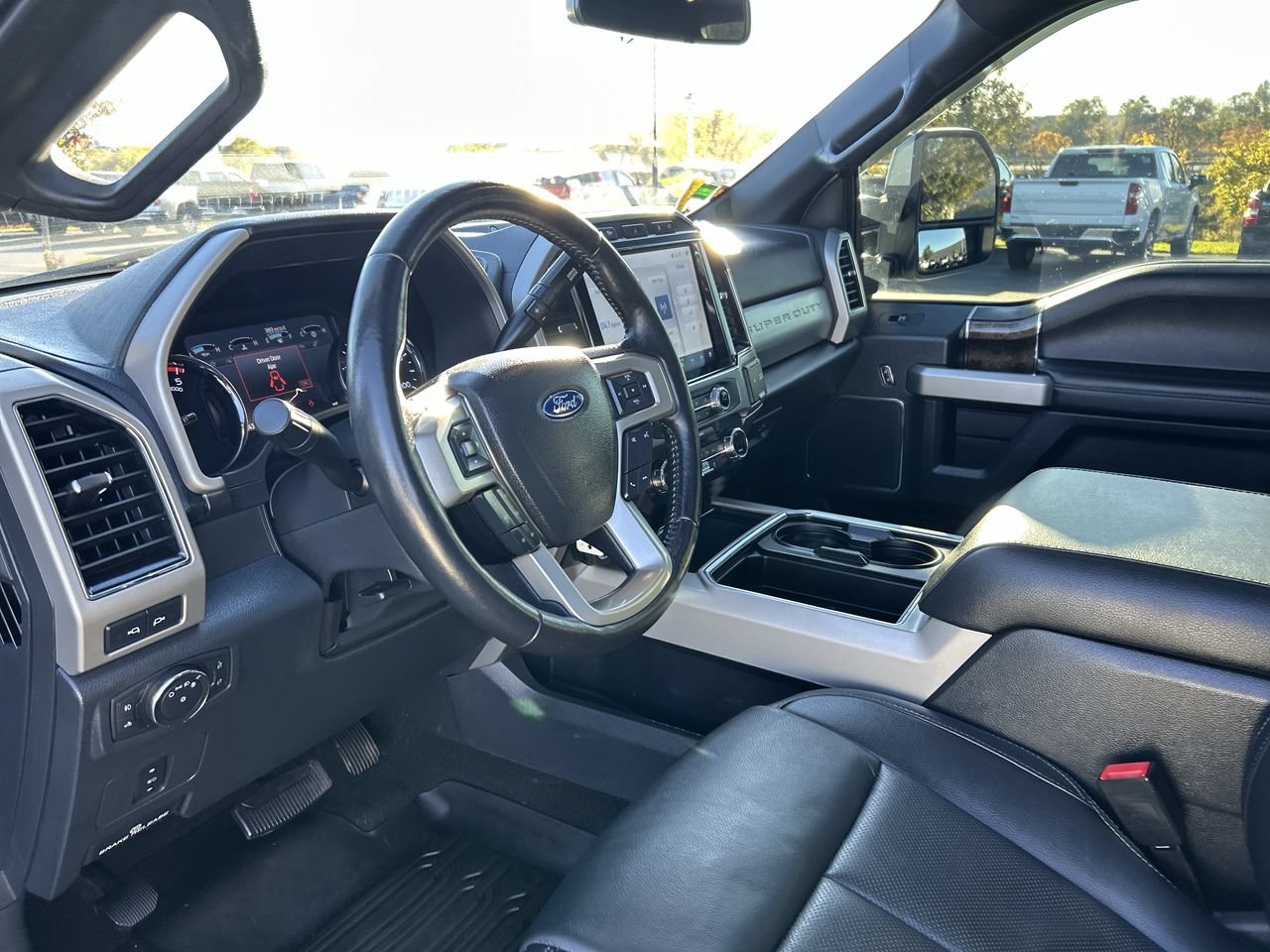 Used 2022 Ford F350 Lariat w/ Lariat Value Package AWD/4WD image 25
