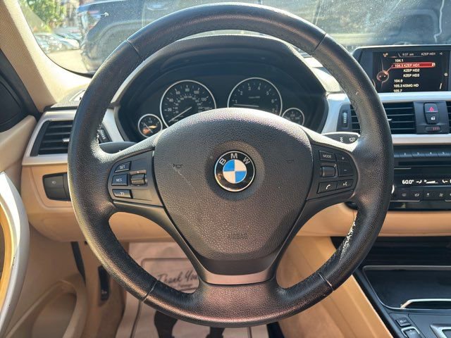 Used 2016 BMW 320i Sedan RWD image 24