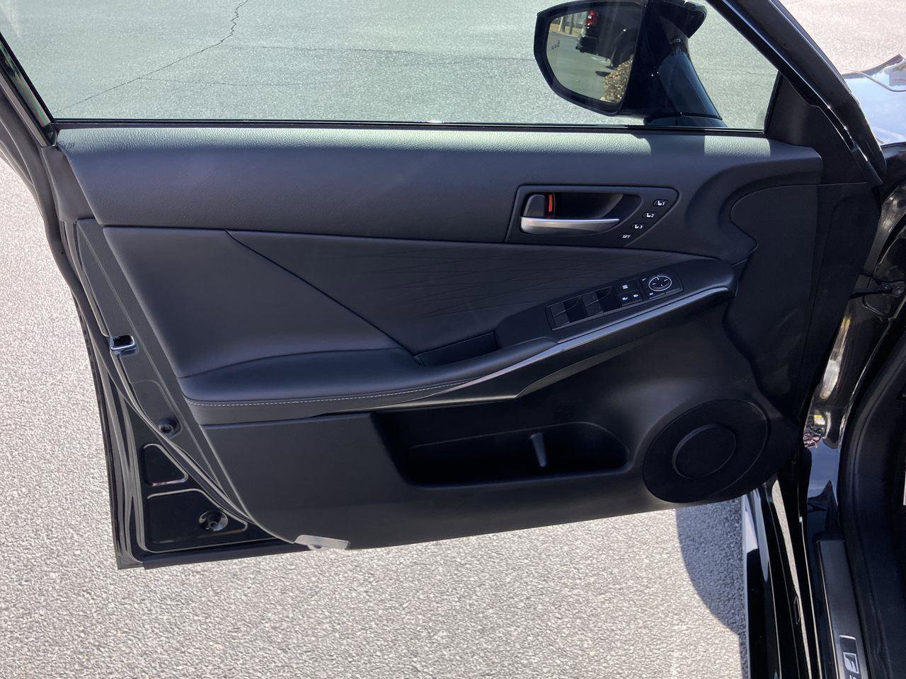 Used 2023 Lexus IS 350 F Sport image 16