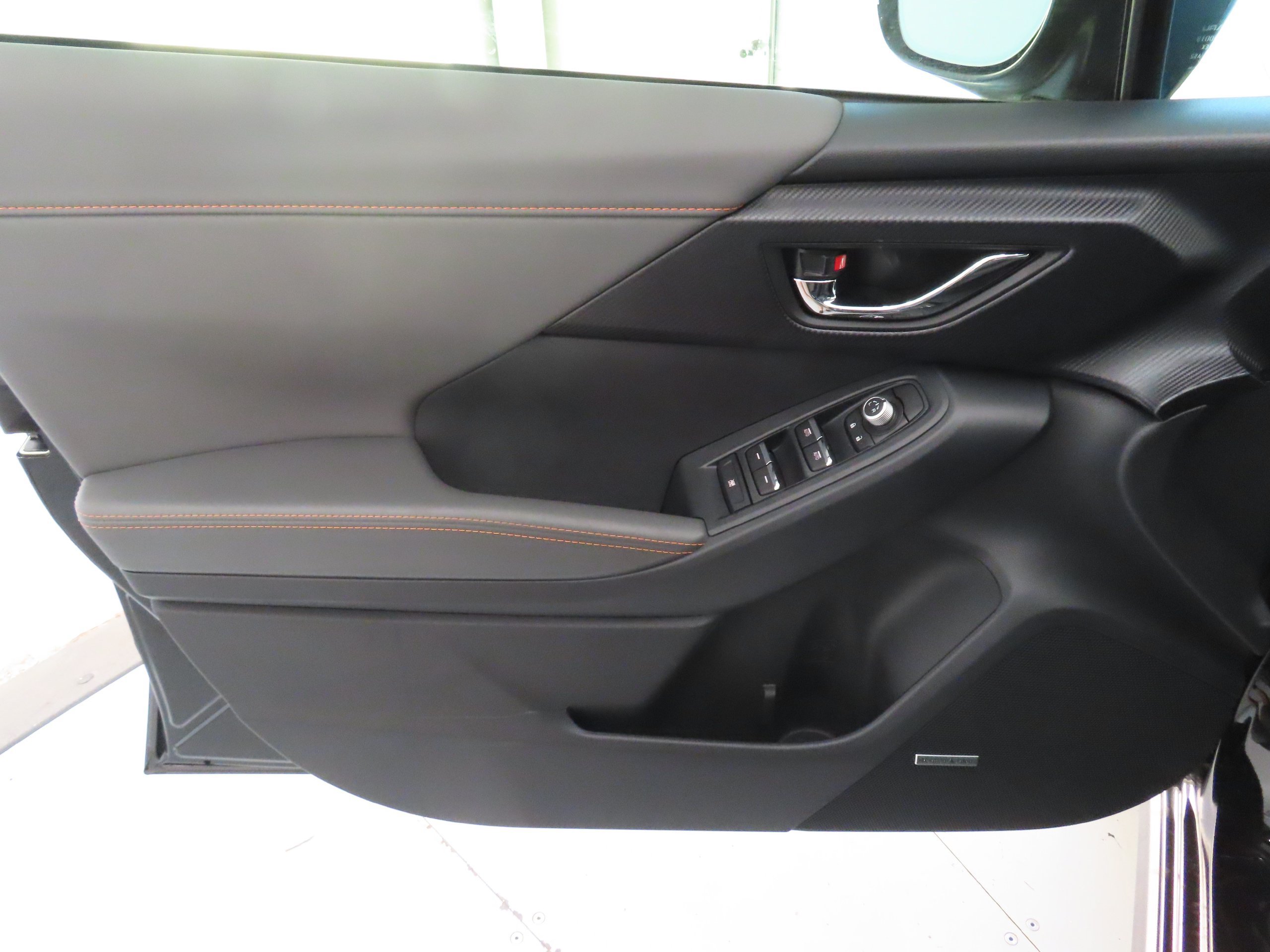 New 2026 Subaru Crosstrek 2.5i Limited w/ Crosstrek Mirror Package AWD/4WD image 9