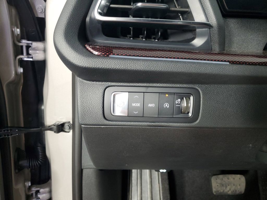 New 2026 Chevrolet Traverse Z71 w/ Enhanced Driving Package AWD/4WD image 27