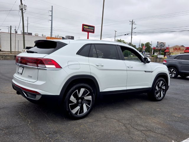 New 2026 Volkswagen Atlas Cross Sport SE FWD image 14