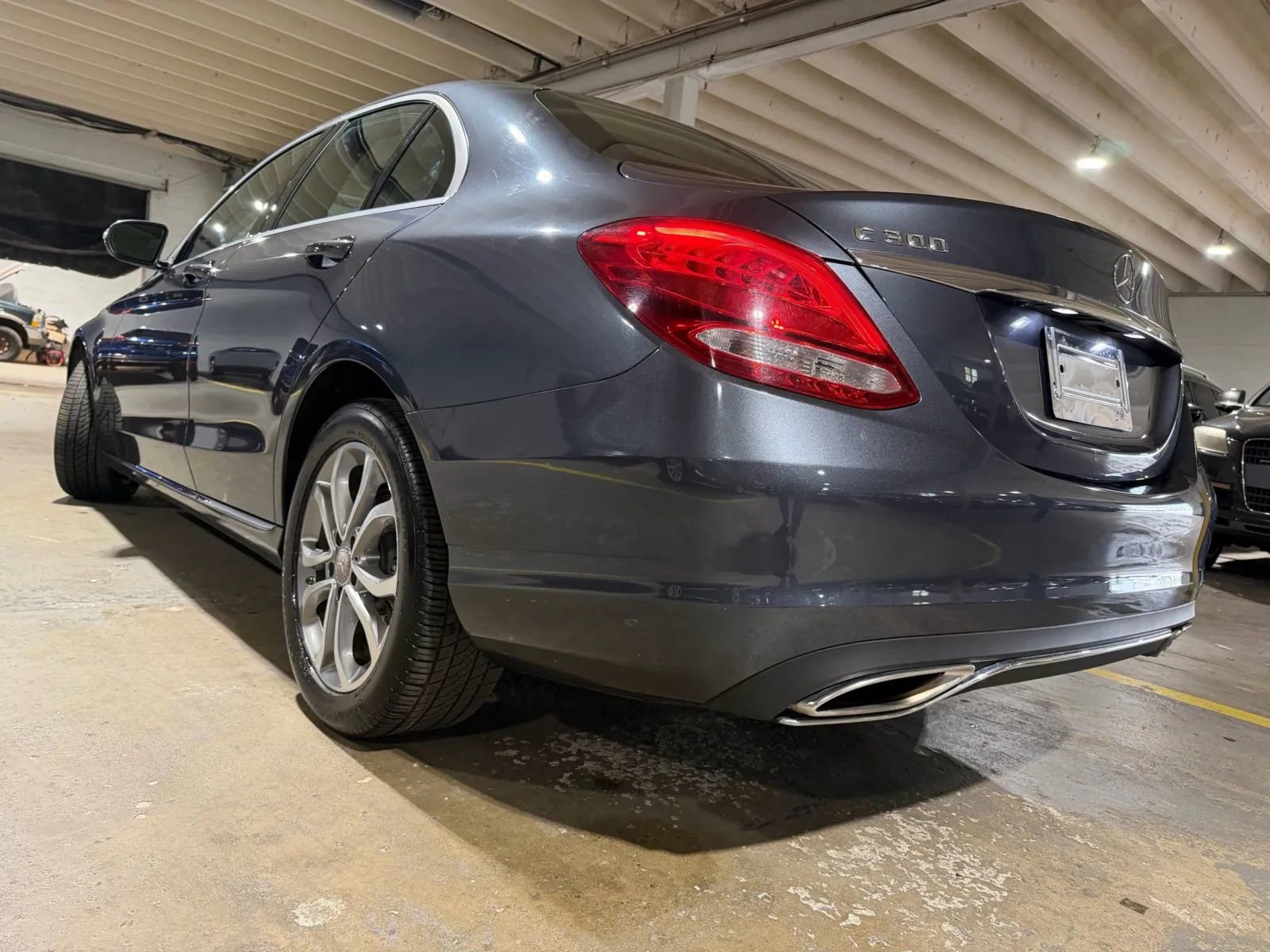 Used 2015 Mercedes-Benz C 300 4MATIC Sedan image 3