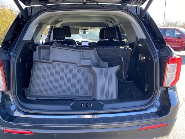 Certified 2022 Ford Explorer XLT w/ Equipment Group 202A image 14