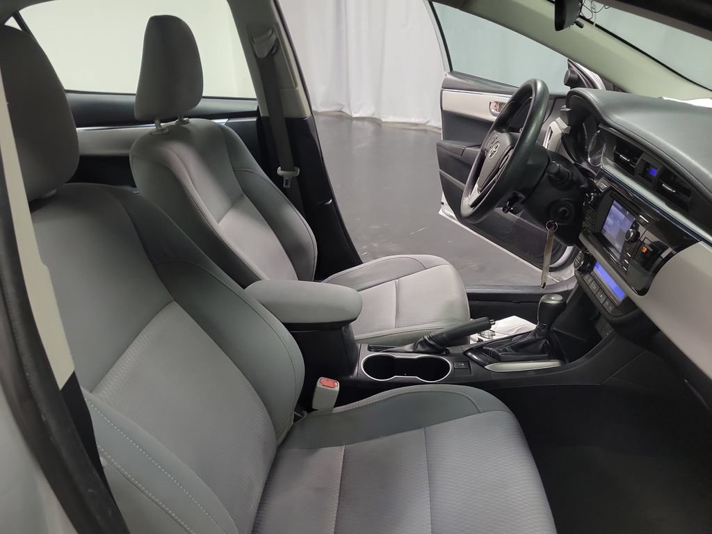Used 2014 Toyota Corolla LE FWD image 26