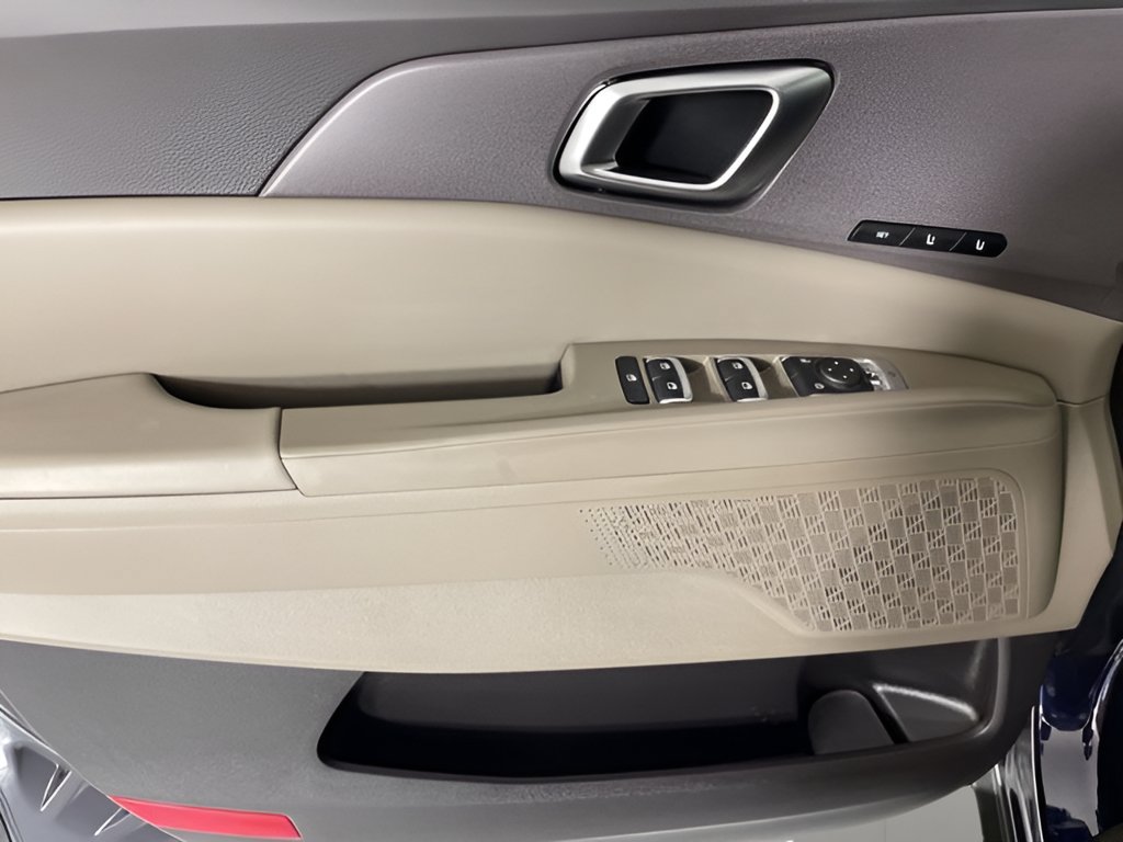 New 2026 Kia Carnival EX FWD image 10