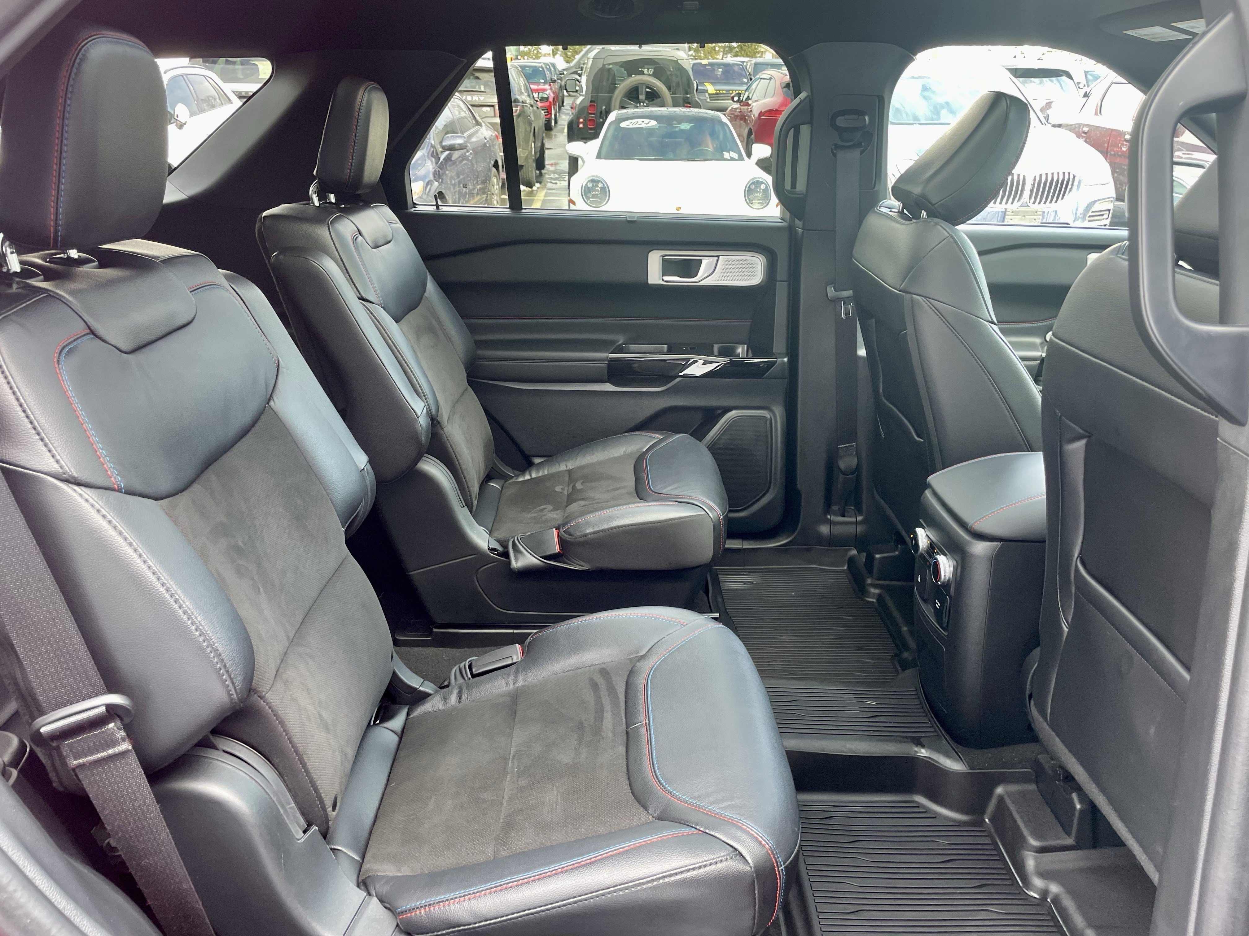 Used 2023 Ford Explorer ST w/ Equipment Group 401A image 31