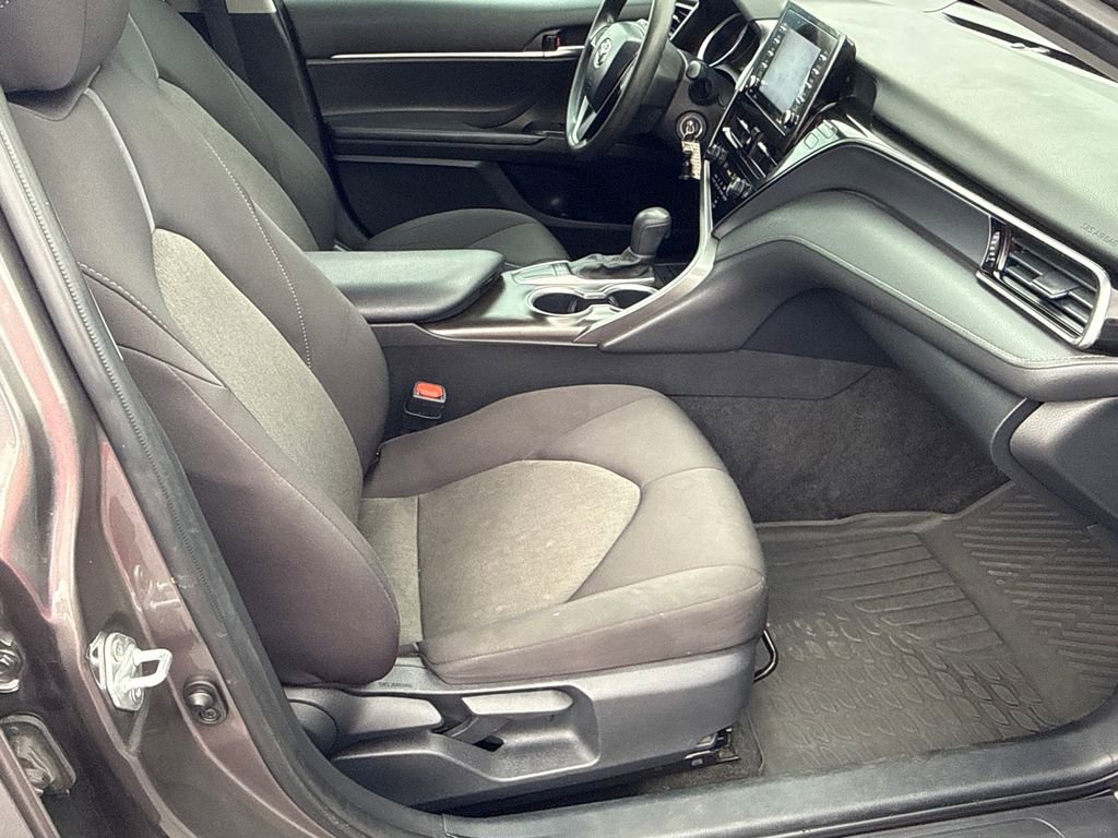 Used 2023 Toyota Camry LE image 13