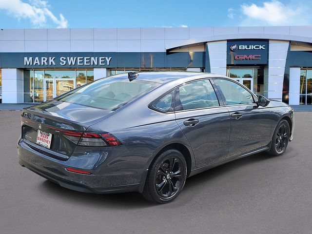 Used 2025 Honda Accord SE image 32