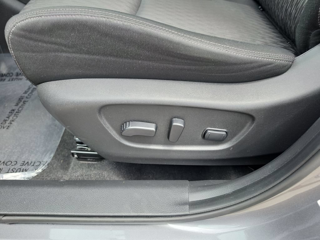 Used 2020 Nissan Rogue SV w/ Premium Package AWD/4WD image 10