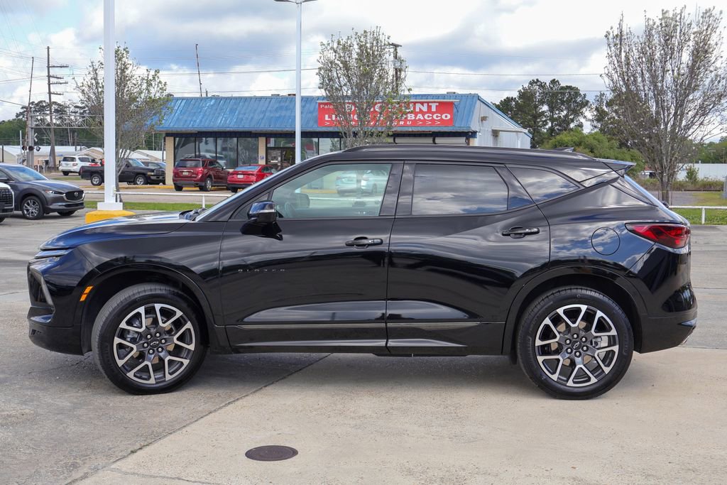 Used 2025 Chevrolet Blazer RS FWD image 26