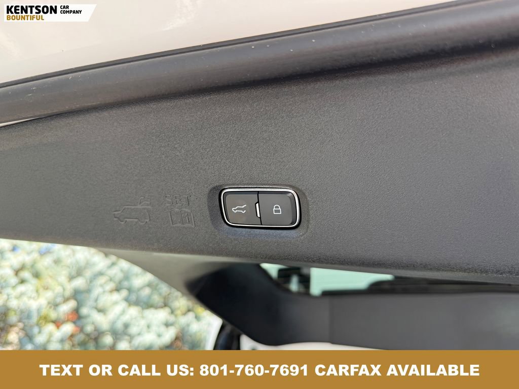 Used 2025 Ford Expedition Platinum AWD/4WD image 42