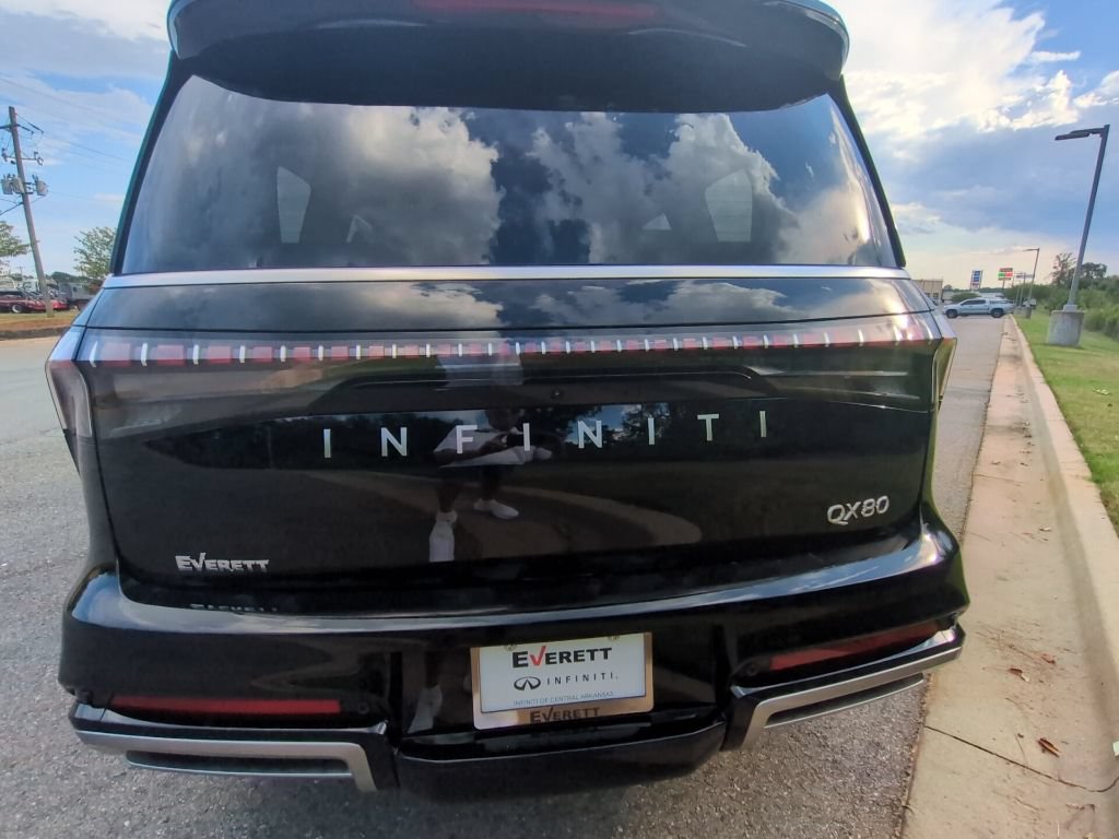 New 2027 INFINITI QX80 Luxe w/ Cargo Package RWD image 6