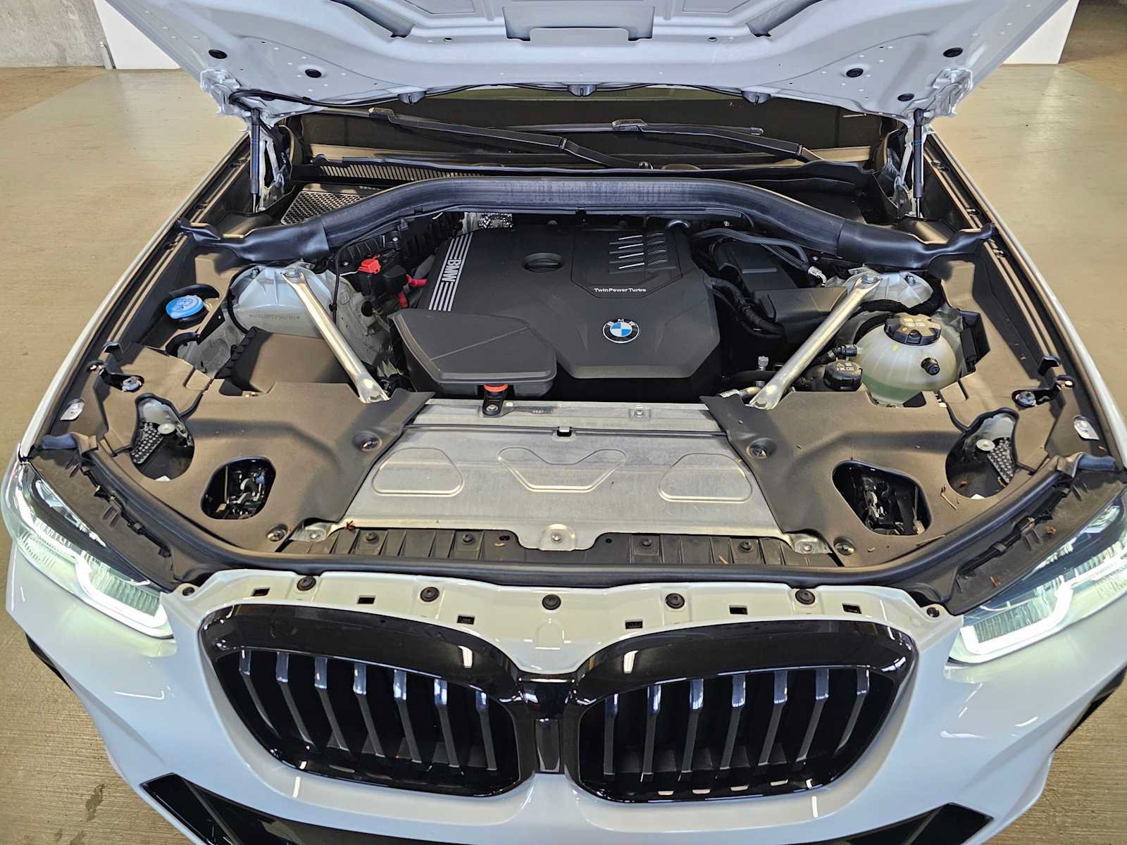 Used 2023 BMW X3 xDrive30i w/ M Sport Package AWD/4WD image 9