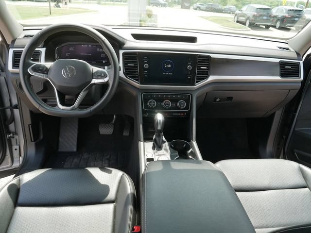 Certified 2022 Volkswagen Atlas SE w/ Panoramic Sunroof Package AWD/4WD image 22