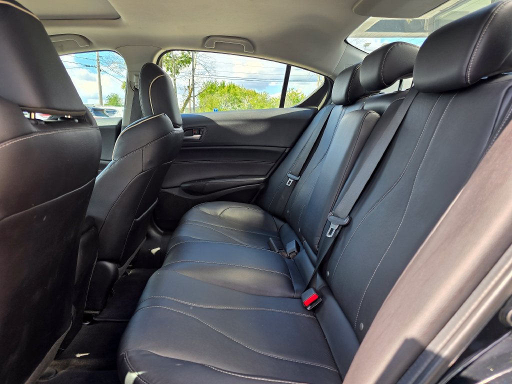 Used 2020 Acura ILX w/ Premium Package FWD image 18