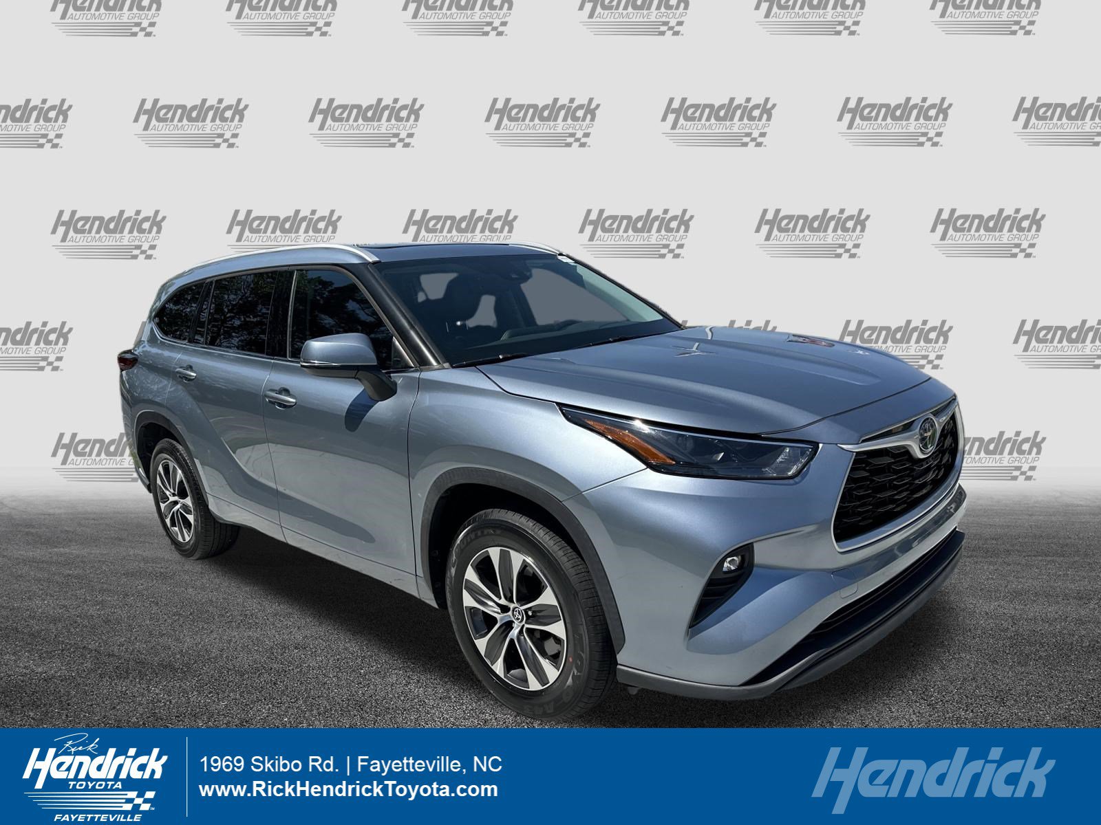 Used 2022 Toyota Highlander XLE