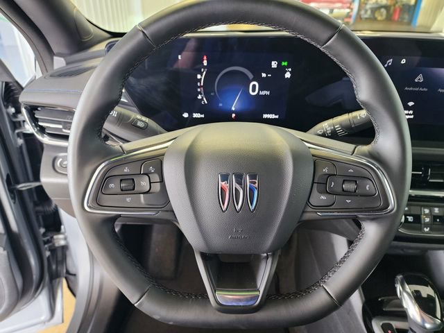 Certified 2025 Buick Envista Sport Touring FWD image 18