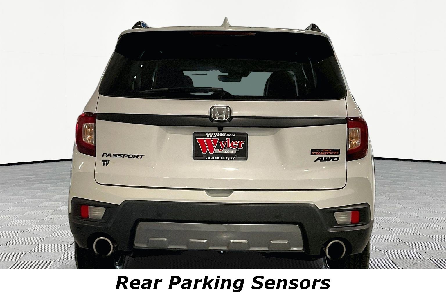 Used 2023 Honda Passport TrailSport image 5