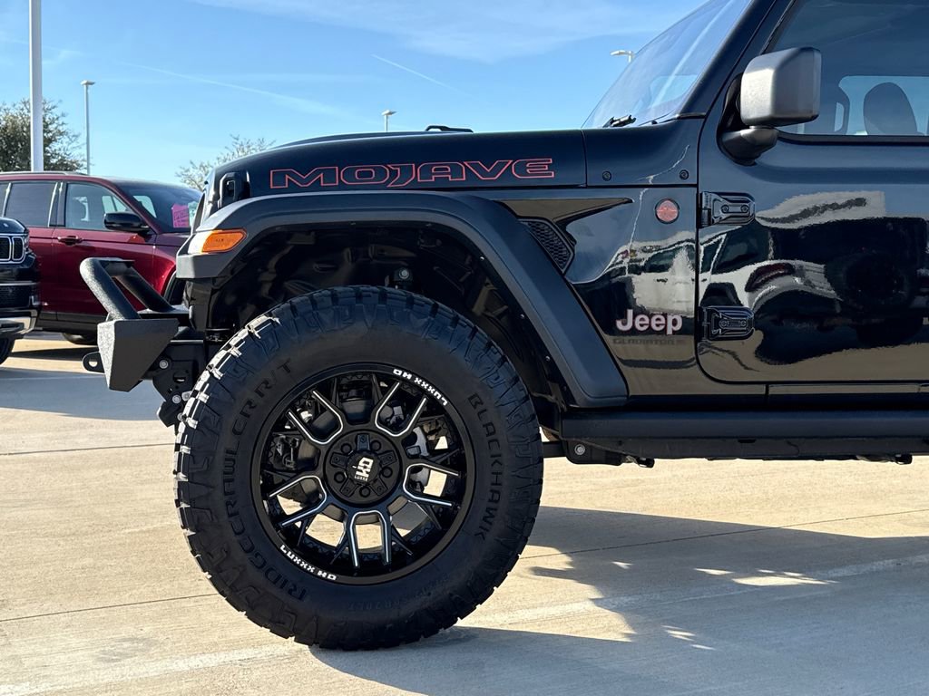 Used 2025 Jeep Gladiator Mojave image 5